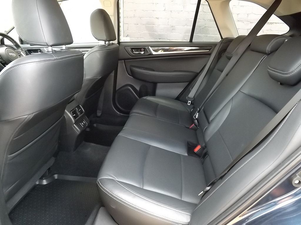 Subaru Outback I Se Premium Green #27