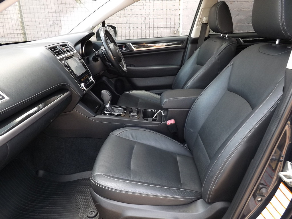 Subaru Outback I Se Premium Green #26
