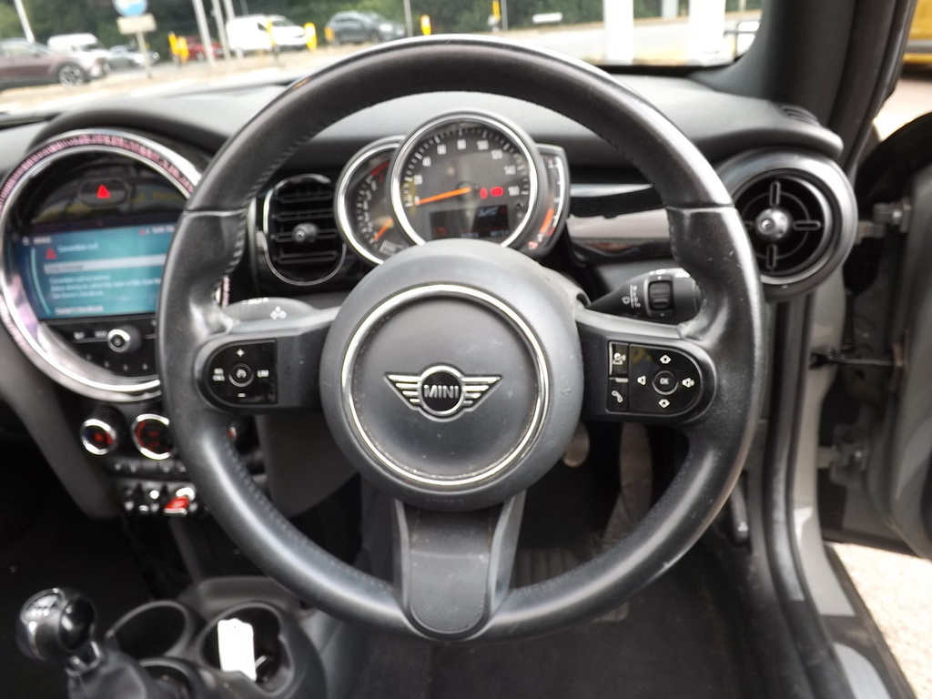 Mini Convertible 1.5 Cooper Exclusive Steptronic Euro 6 Ss Black #10