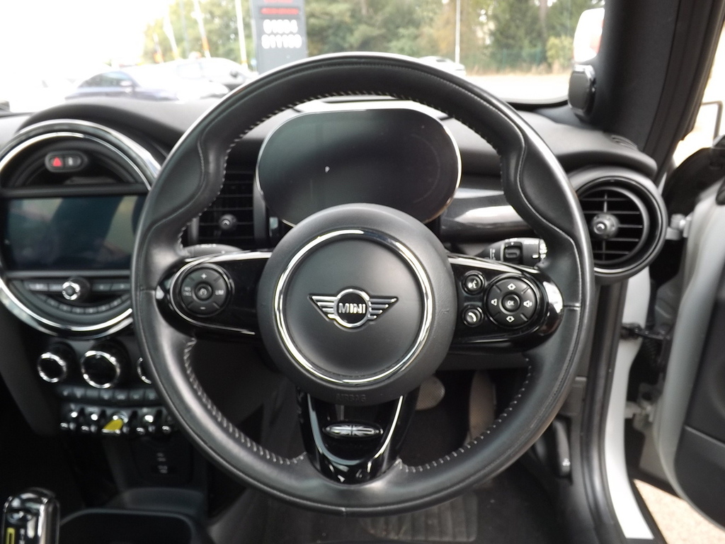 Mini Electric 135Kw Cooper S Level 2 33Kwh Green #11