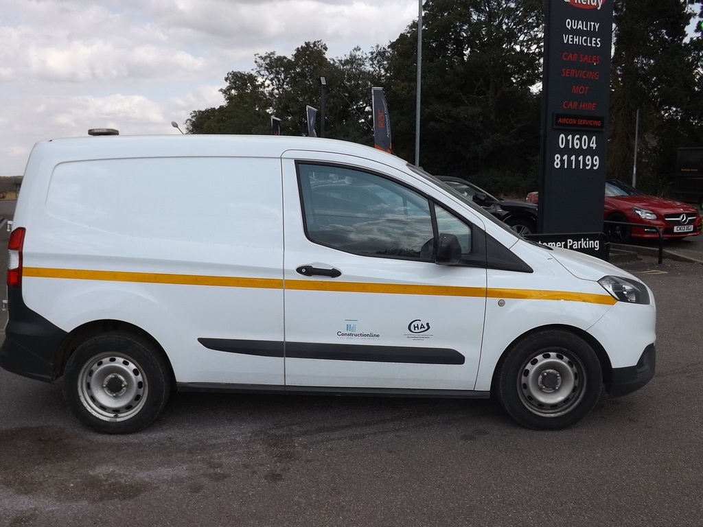 Ford Transit Courier Tdci White #4