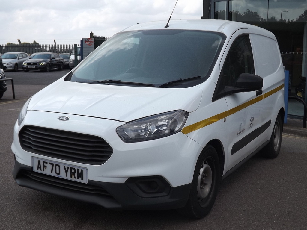 Ford Transit Courier Tdci White