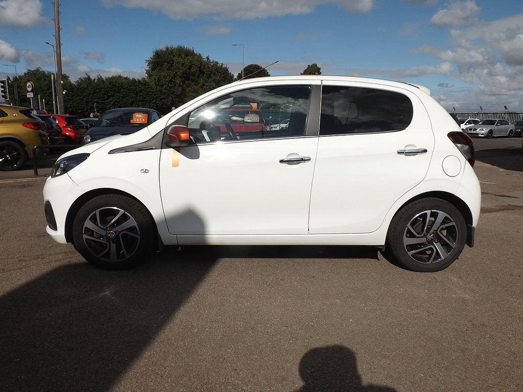 Peugeot 108 Puretech Roland Garros White #6