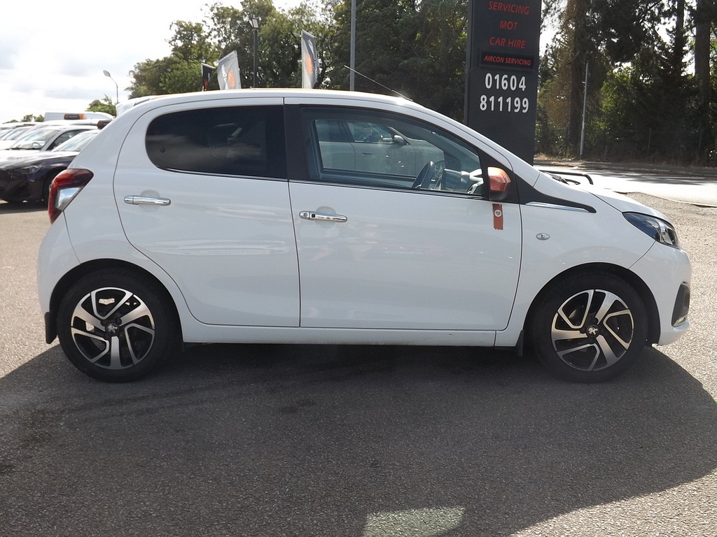 Peugeot 108 Puretech Roland Garros White #3