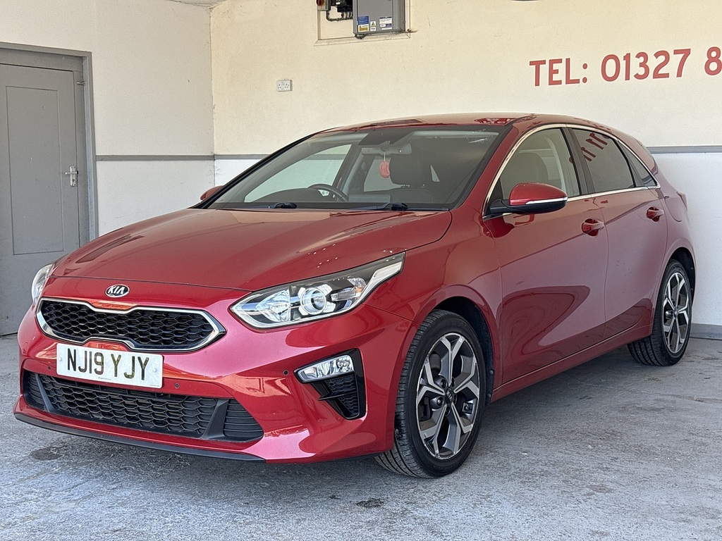 Kia Ceed T-gdi 3 Red