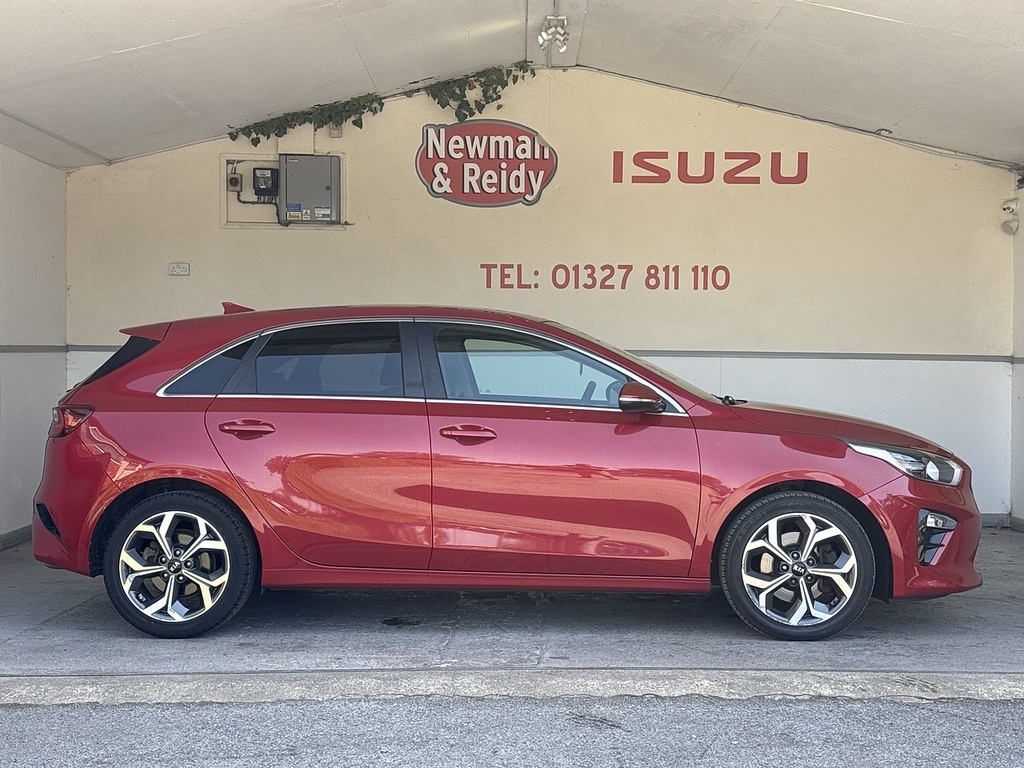 Kia Ceed T-gdi 3 Red #6