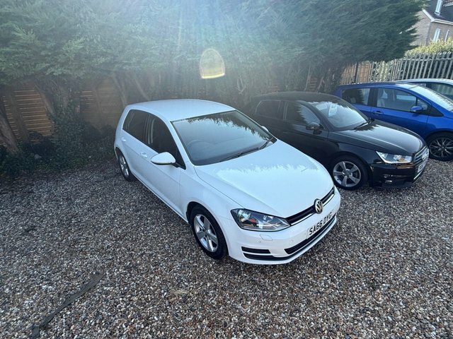 Volkswagen Golf 1.4 Tsi Bluemotion Tech Match Edition Hatchback White #4