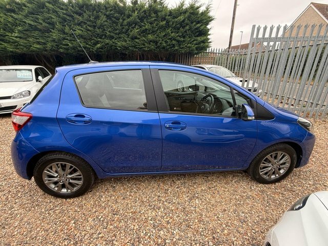 Toyota Yaris 1.5 Vvt-i Icon Hatchback Euro 6 Blue #5