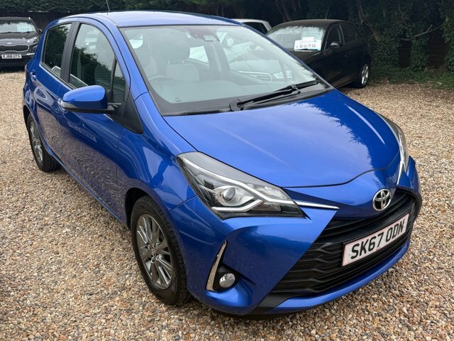 Toyota Yaris 1.5 Vvt-i Icon Hatchback Euro 6 Blue