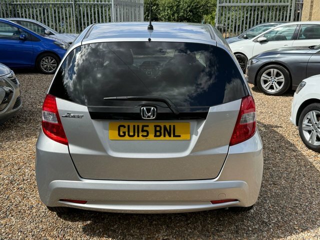 Honda Jazz 1.4 I-vtec Es Plus Hatchback Cvt Euro 5 Silver #4