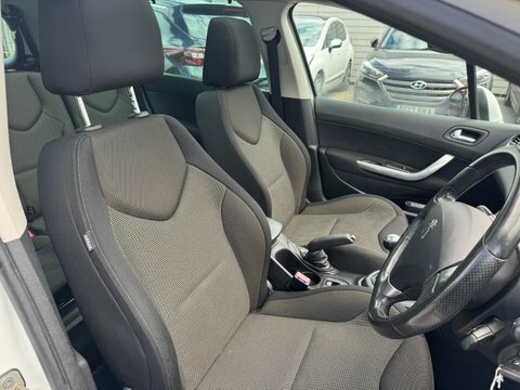 Peugeot 308 SW E-hdi Sw Active White #3