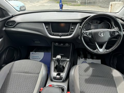 Vauxhall Grandland X Sport Nav S Black