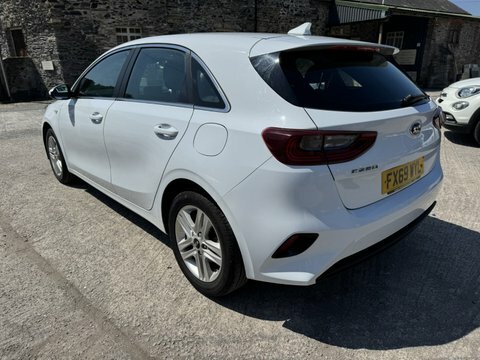 Kia Ceed Crdi 2 Nav White