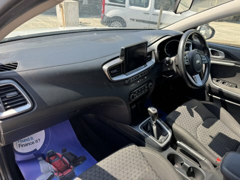 Kia Ceed Crdi 2 Nav White #6
