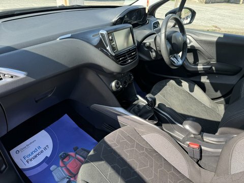 Peugeot 2008 Blue Hdi Active Black #5