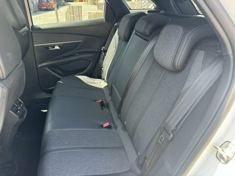 Peugeot 3008 Bluehdi S S White #6
