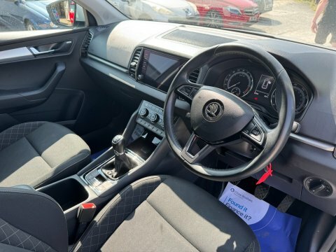 Skoda Karoq Se Technology Tdi White #3
