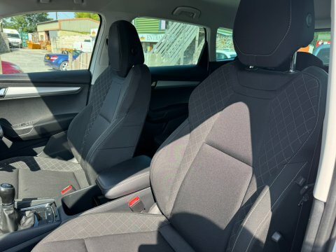 Skoda Karoq Se Technology Tdi White #6
