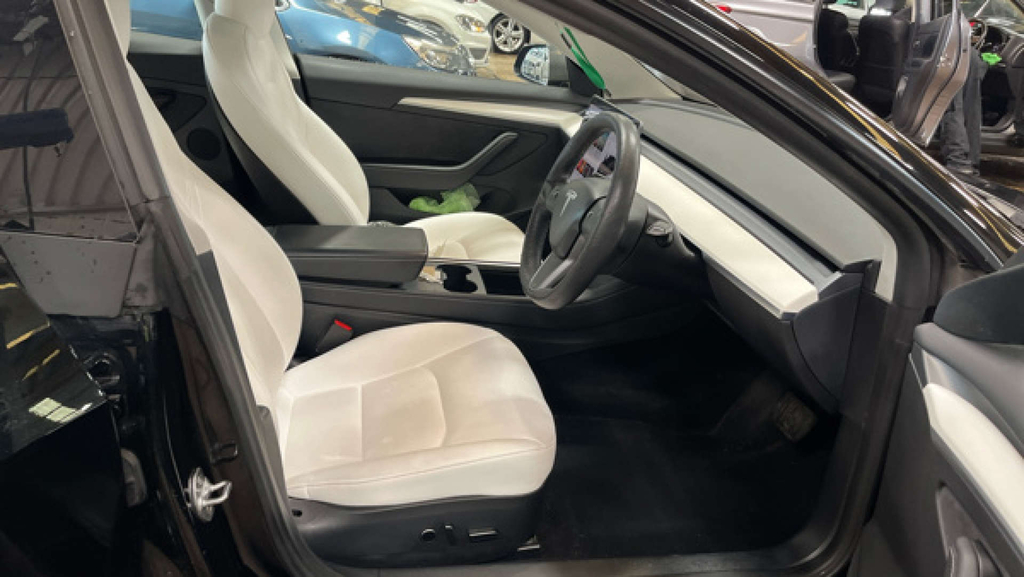 Tesla Model 3 Standard Range Plus Saloon Rwd BD71JYL #2