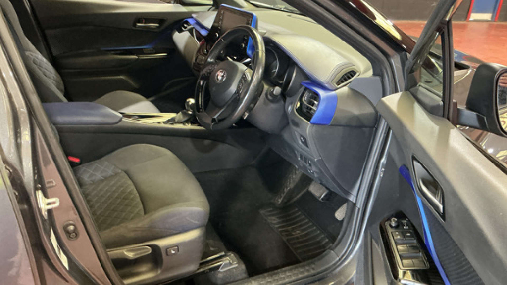 Toyota C-Hr Hybrid Orange #7