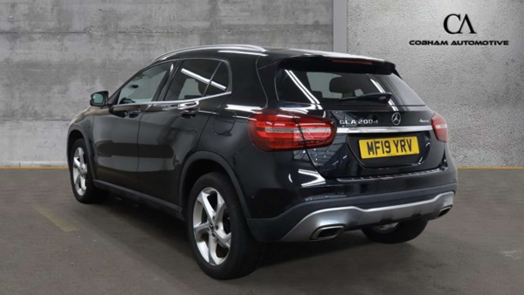 Mercedes-Benz GLA Class 1.6 Gla180 Gpf Urban Edition Suv 7G-dct Black #10
