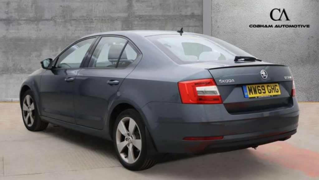 Skoda Octavia Act Se Drive Hatchback Dsg Euro 6 Ss #4
