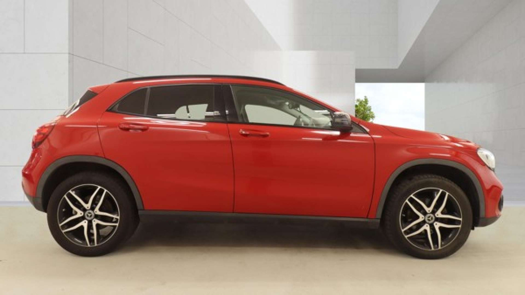 Mercedes-Benz GLA Class 180 Gpf Urban Edition Suv 7G-dct Euro 6 Red #7