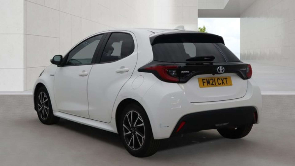 Toyota Yaris  Black #9