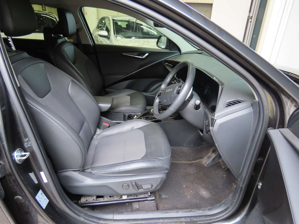 Kia Niro 1.6 Gdi Hev 3 Red #8