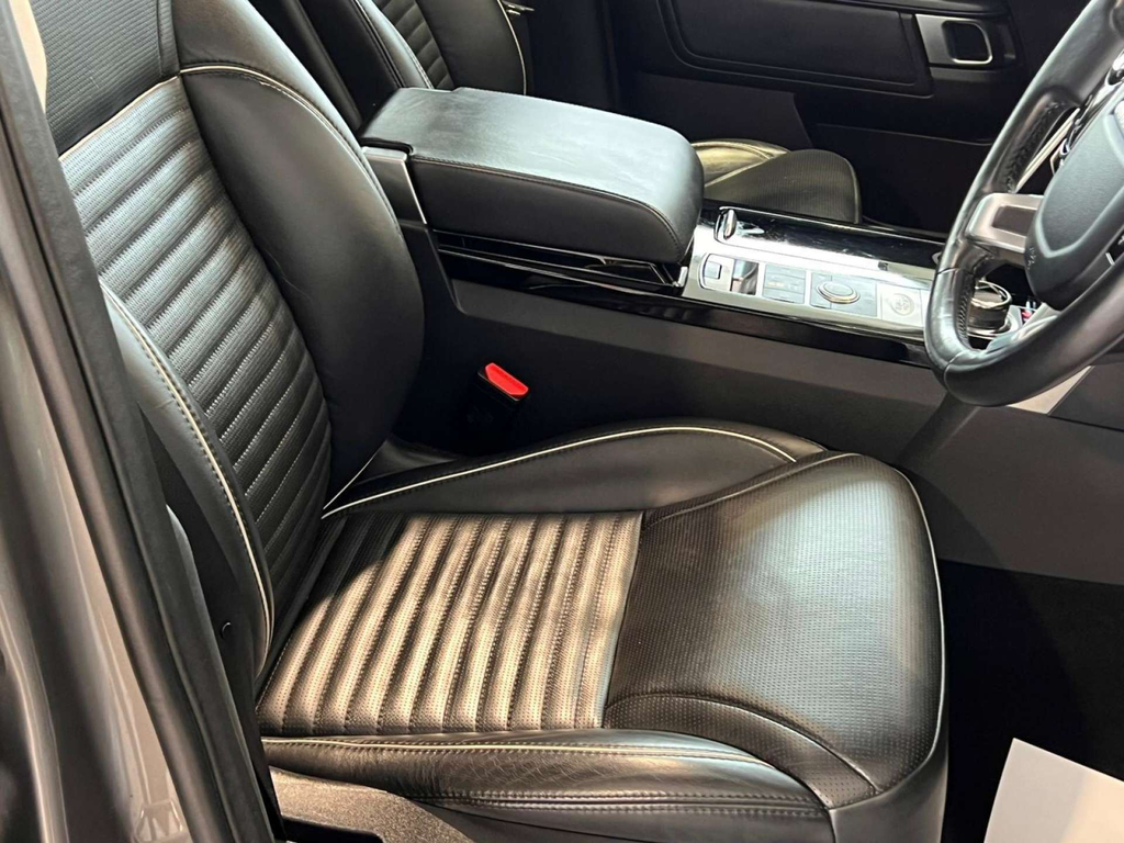 Land Rover Discovery Silver #56