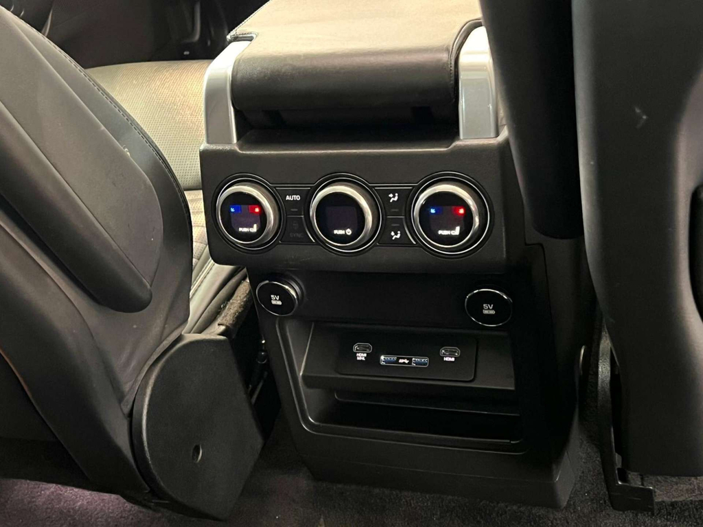 Land Rover Discovery Silver #46