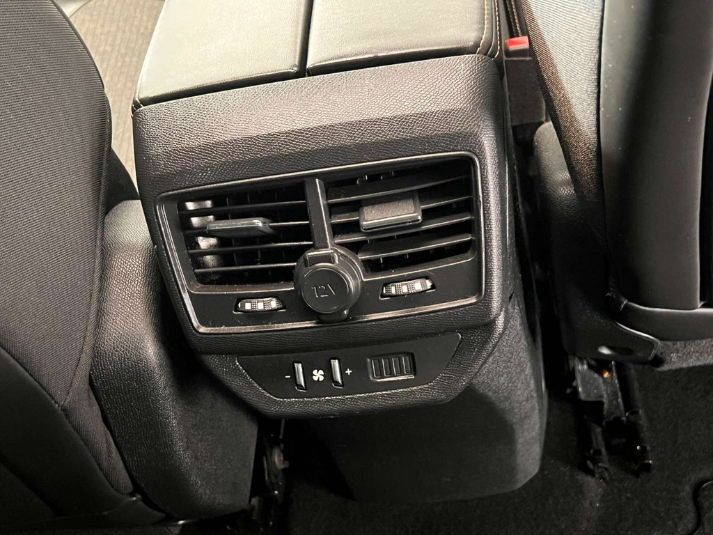 Peugeot 5008 Active Black #35
