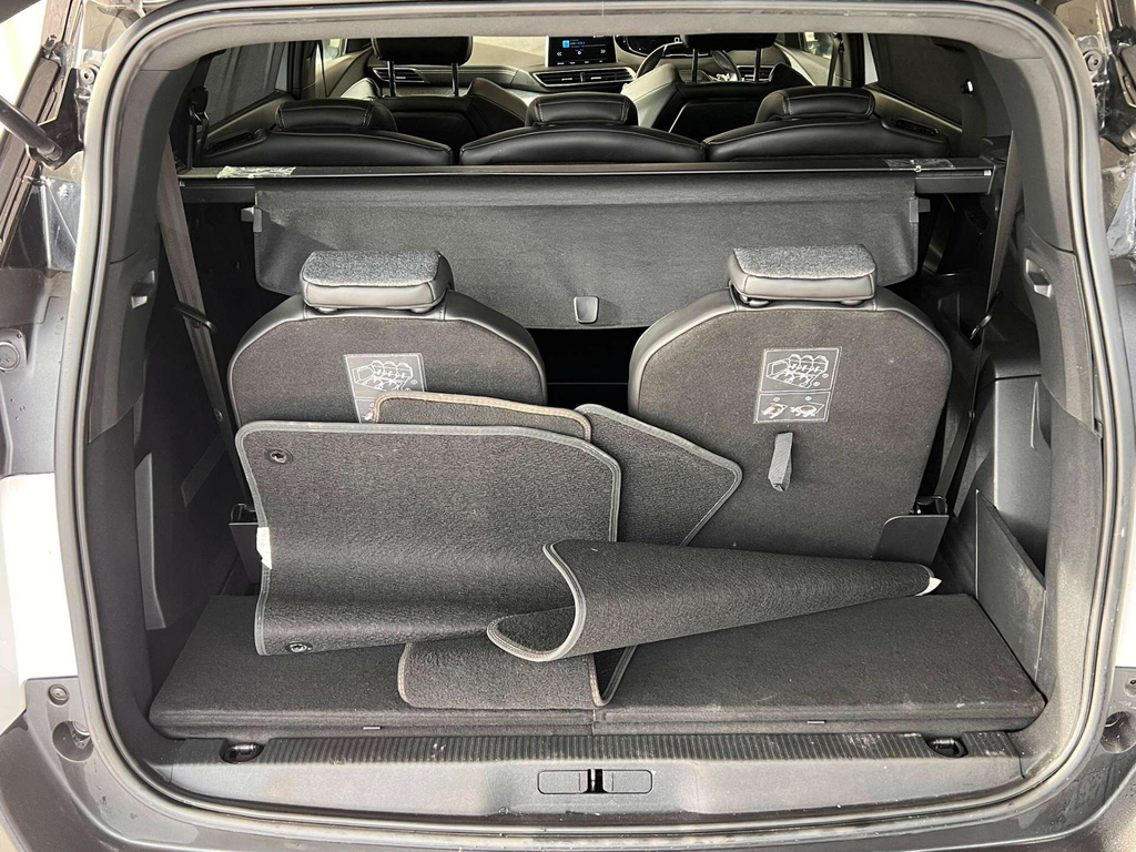 Peugeot 5008 Active Black #39