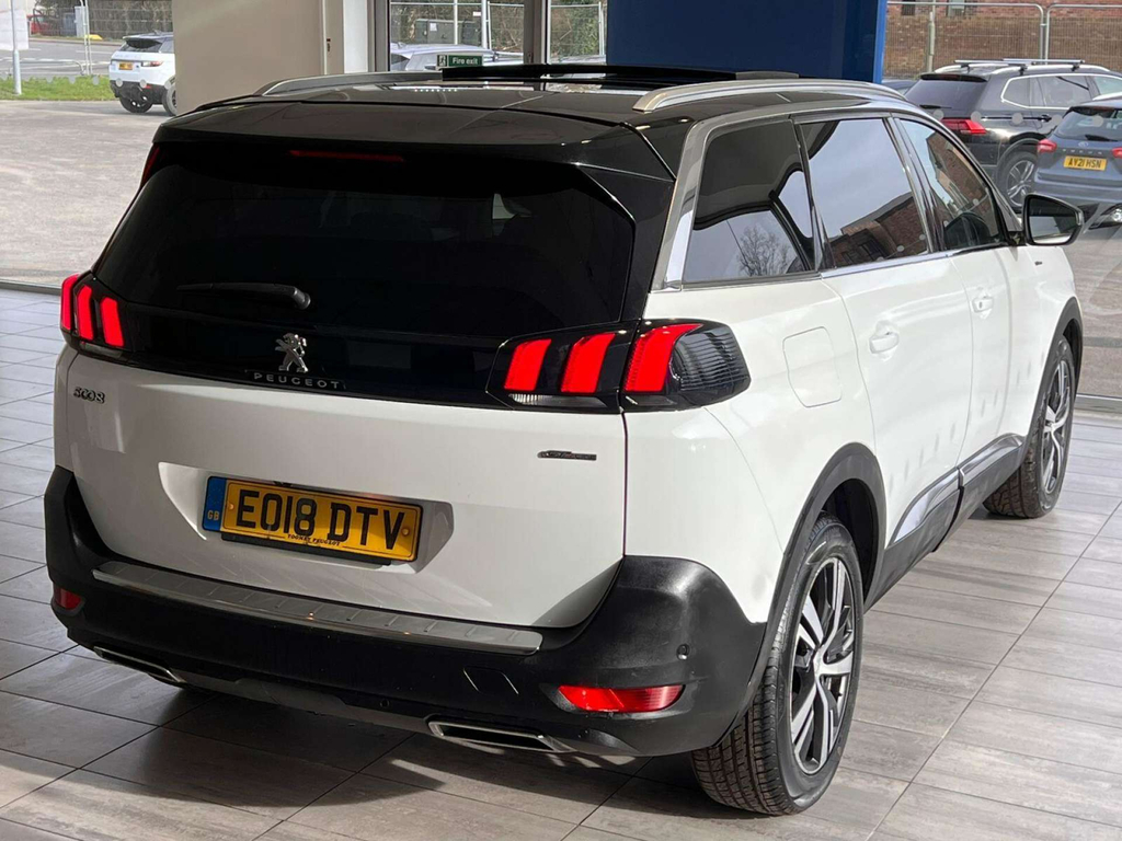 Peugeot 5008 Active Black #15