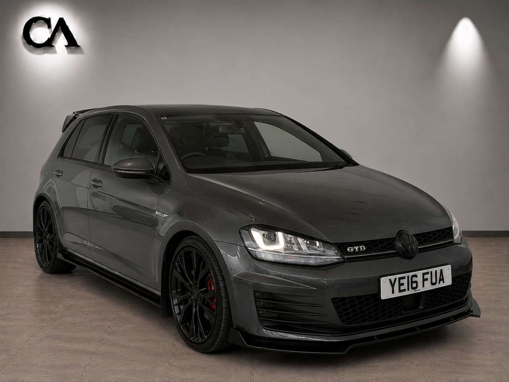 Volkswagen Golf 2L Gti White #11