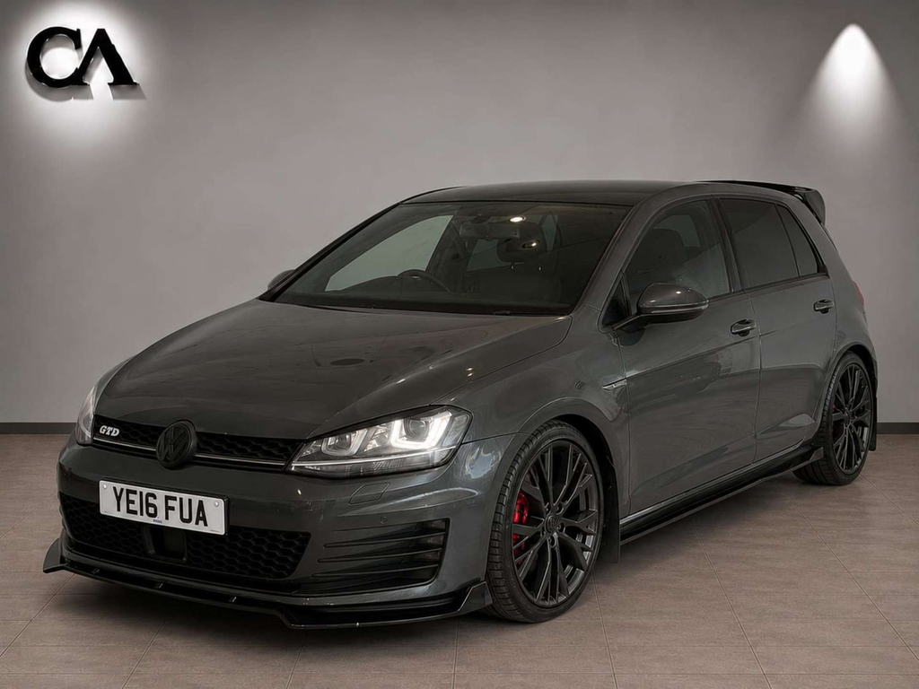 Volkswagen Golf 2L Gti White #5