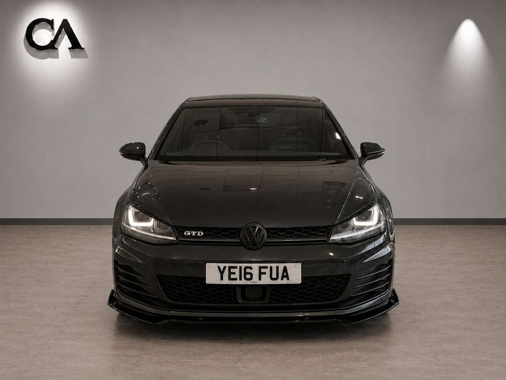 Volkswagen Golf 2L Gti White #7