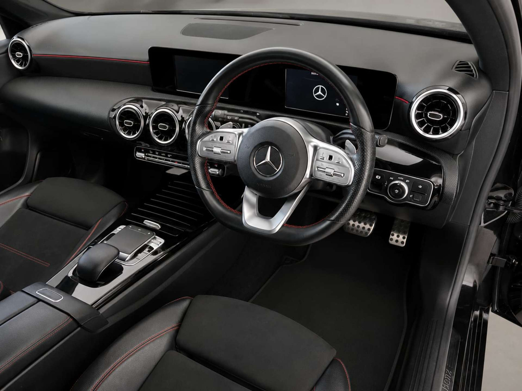 Mercedes-Benz A Class Amg Line Hatchback 7G-dct Euro 6 Ss  #4
