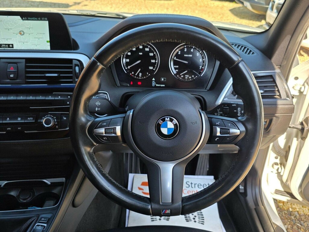 BMW 1 Series Hatchback 1.5 118I Gpf M Sport Shadow Edition Euro SW19RZP White #4