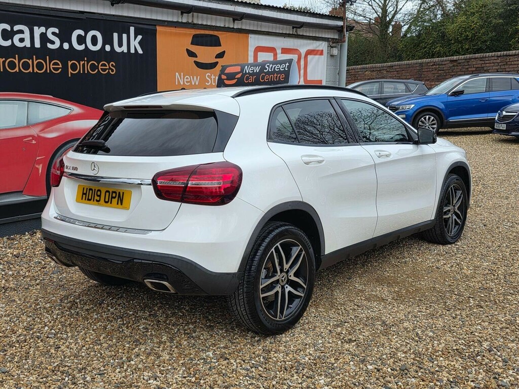 Mercedes-Benz GLA Class 1.6 Gla180 Urban Edition 7G-dct Euro 6 Ss White #5