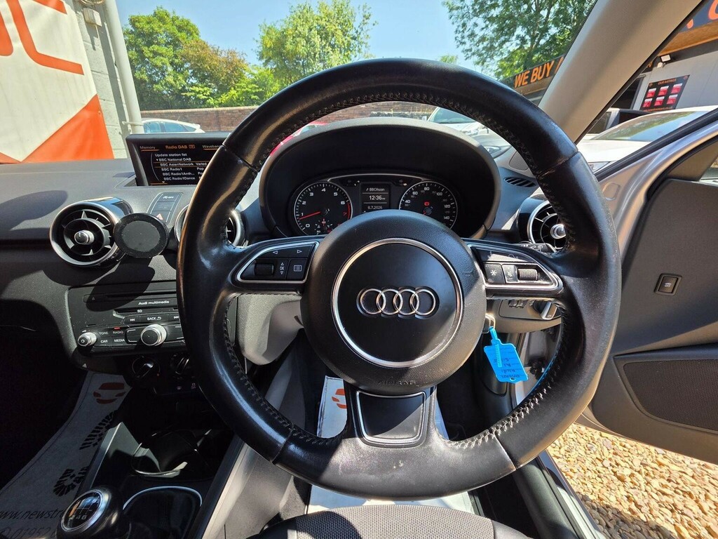 Audi A1 1.4 Tfsi Sport Euro 5 Ss Silver #4