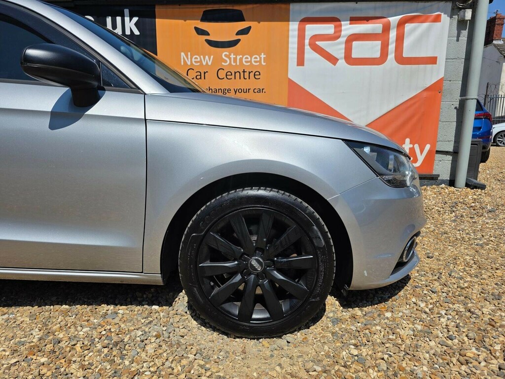 Audi A1 1.6 Tdi Se 15 Alloys Inc, Dab Radio, Air Cond  #31