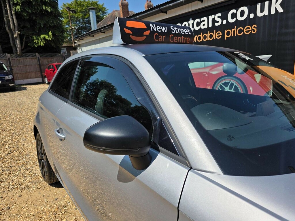 Audi A1 1.6 Tdi Se 15 Alloys Inc, Dab Radio, Air Cond  #36
