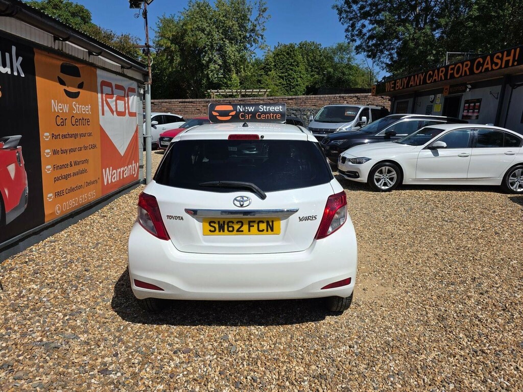Toyota Yaris Hatchback 1.0 Vvt-i Edition Euro 5 201262 White #5