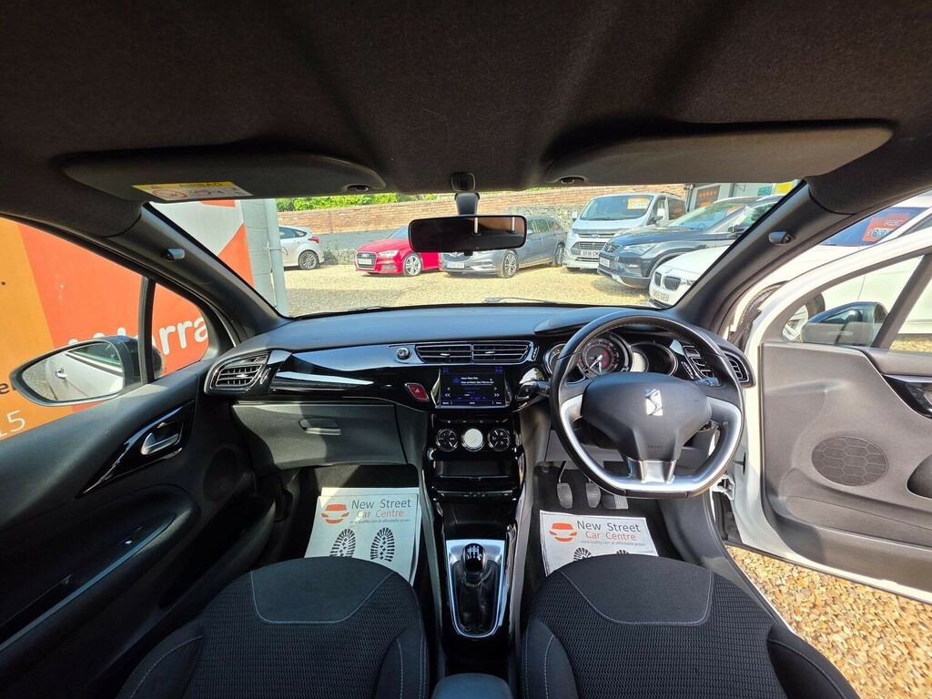 DS DS 3 1.2 Puretech Connected Chic Euro 6 White #2