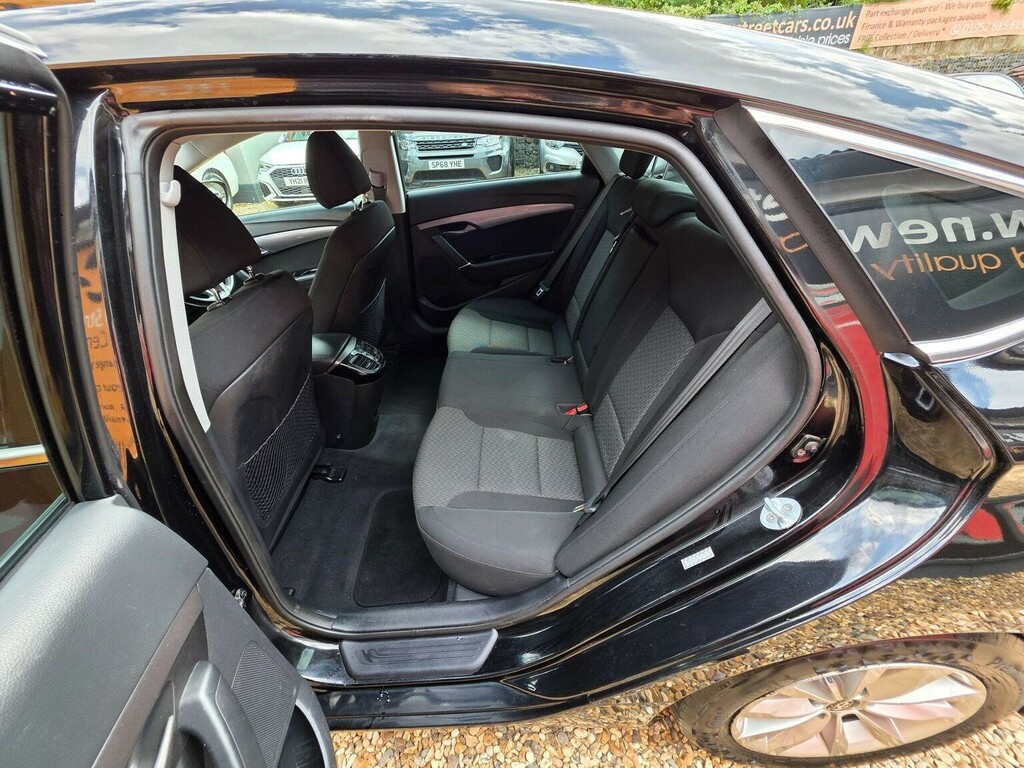 Hyundai I40 Crdi Se Nav Blue Drive Silver #21