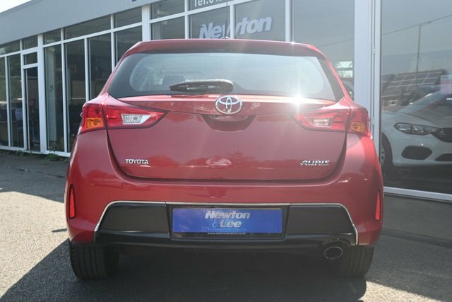 Toyota Auris 1.6 V-matic Icon Hatchback Multidrive S Red #6