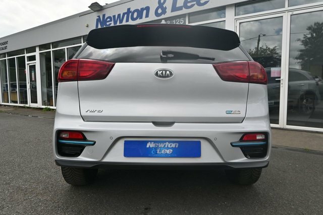 Kia e-Niro 64Kwh 3 Suv 201 Bhp Silver #6