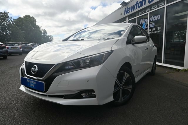 Nissan Leaf 40Kwh N-connecta Hatchback 150 BG20YPO White #3