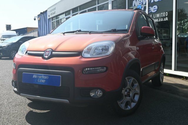 Fiat Panda 0.9 Twinair 4X4 Hatchback Euro 6 Red #3